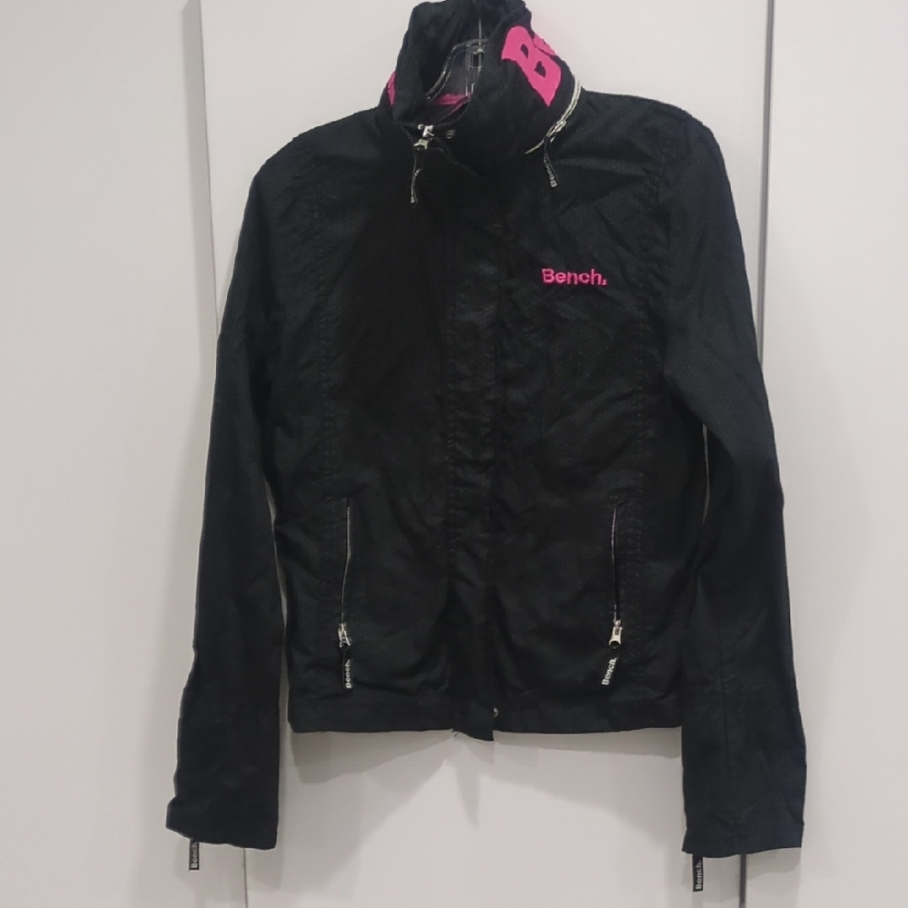 Bench Black and Pink Women's Hidden Hood Jacket J5bbr